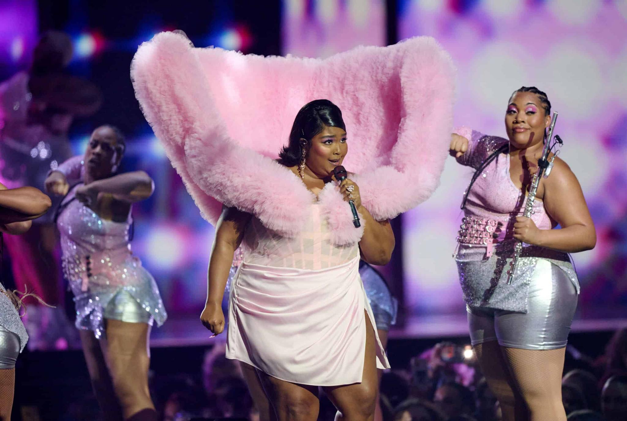 Lizzo's Lawyer Says She Plans To Countersue Former Backup Dancers