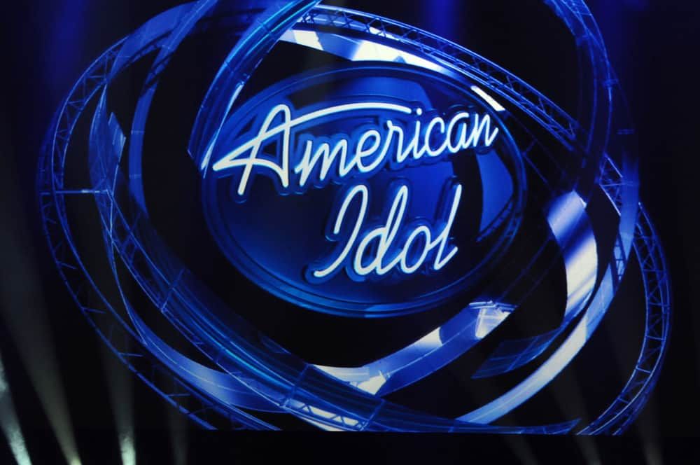 'American Idol' Winner Returns To Singing In Subway Stations For Money