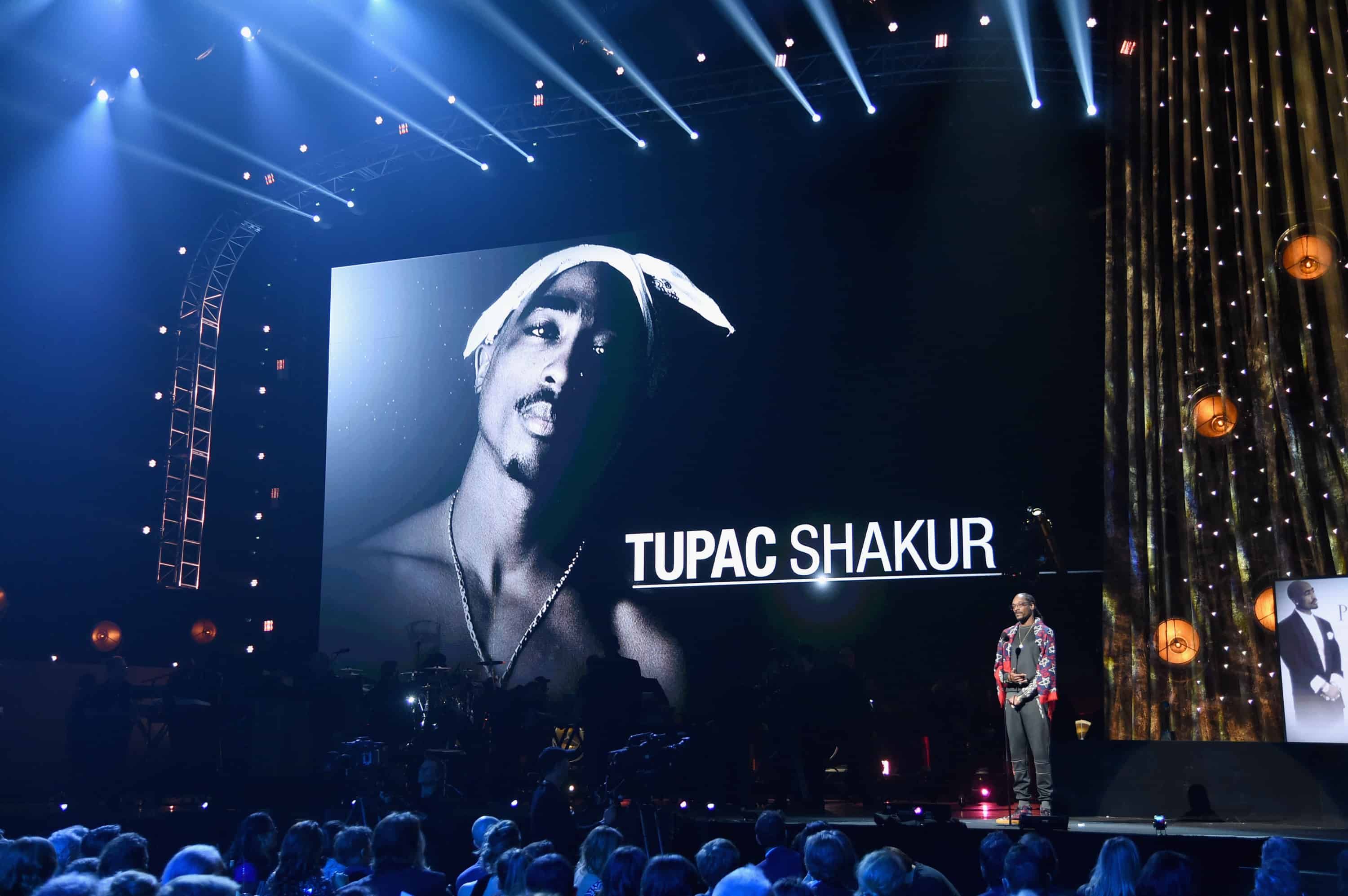 Oakland Street Named In Tupac's Honor: 'Tupac Shakur Way'